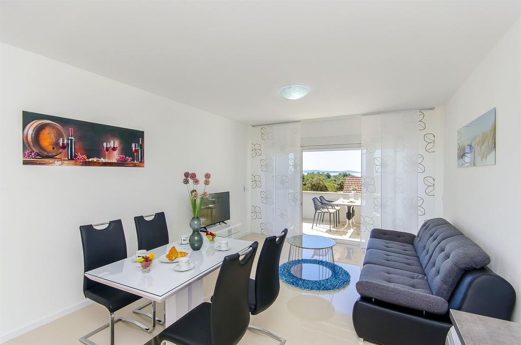 Apartments Villa V فير المظهر الخارجي الصورة