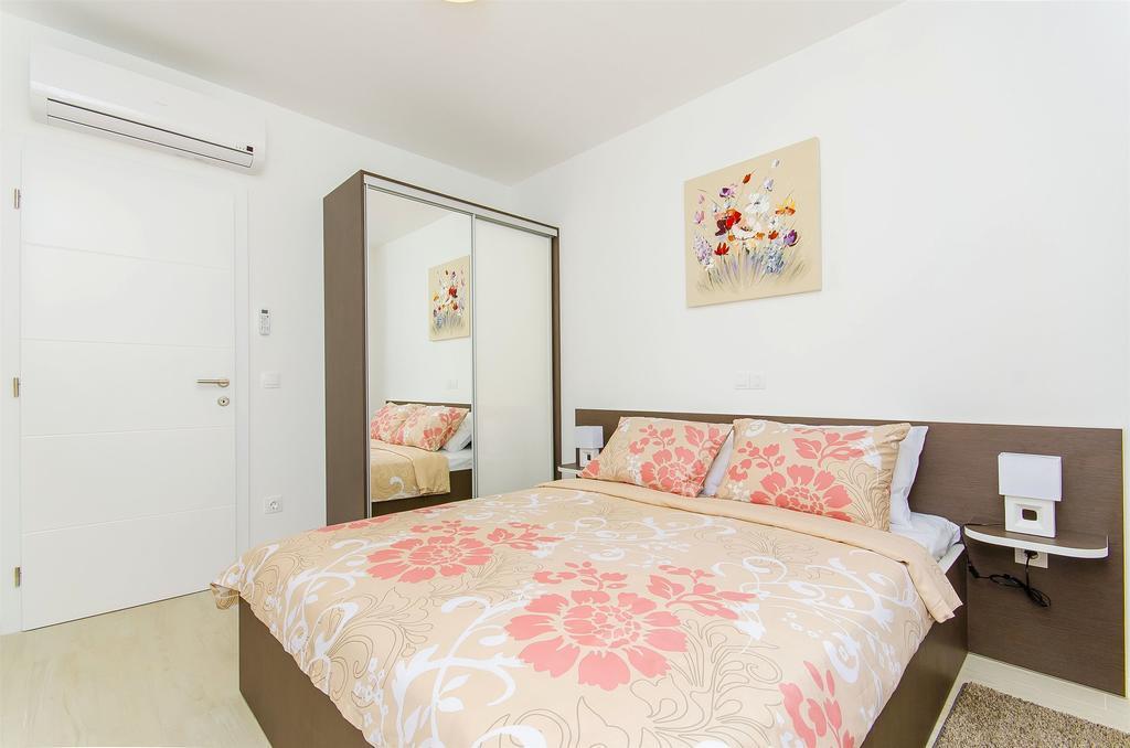 Apartments Villa V فير المظهر الخارجي الصورة